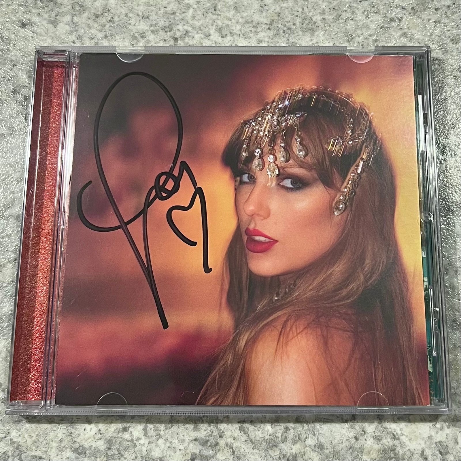 Signed Taylor Swift TLOAS CD Like new | Mercari