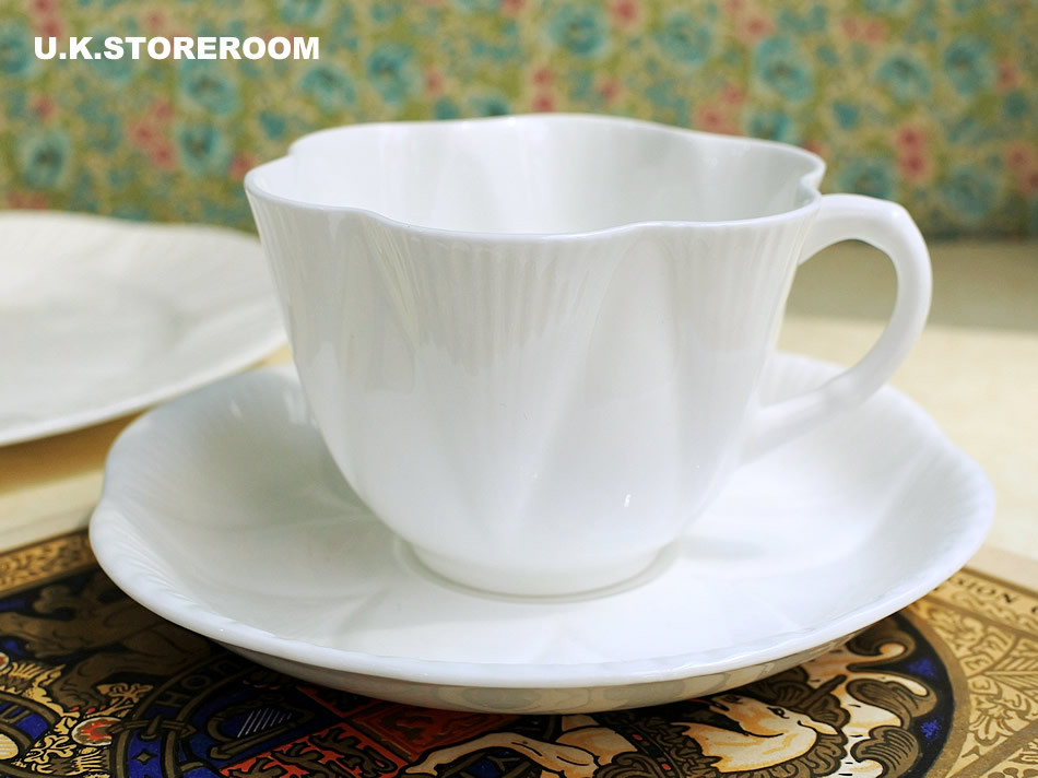 UKストアルーム SH097 Shelley シェリー ディンティシェイプ ホワイト