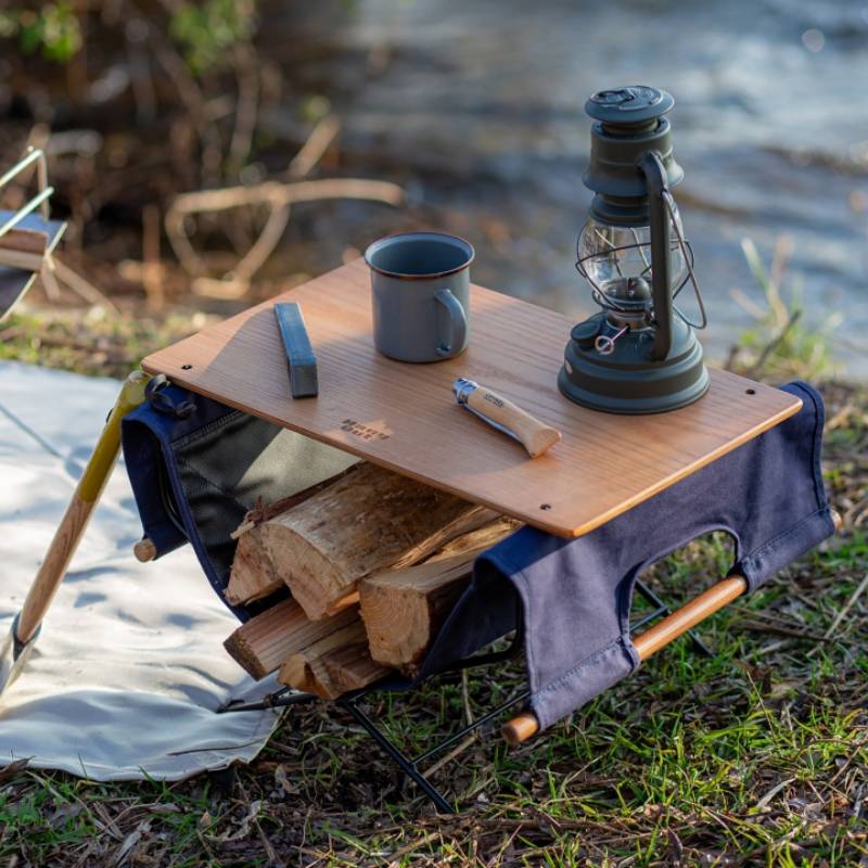 ニーズに合わせた「サイドテーブル」4モデルに厳選しました