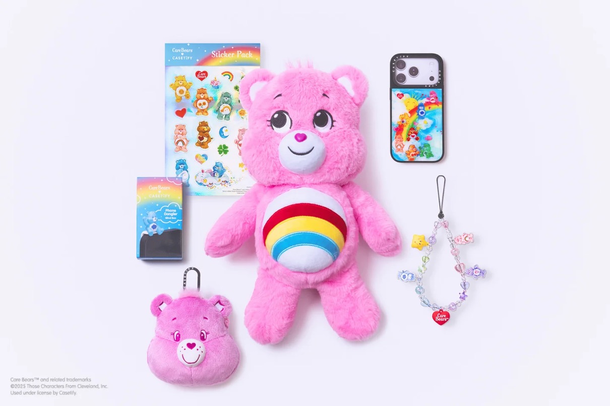 CASETiFY x ケアベア コラボテックアクセが国内11月17日より発売 | UP