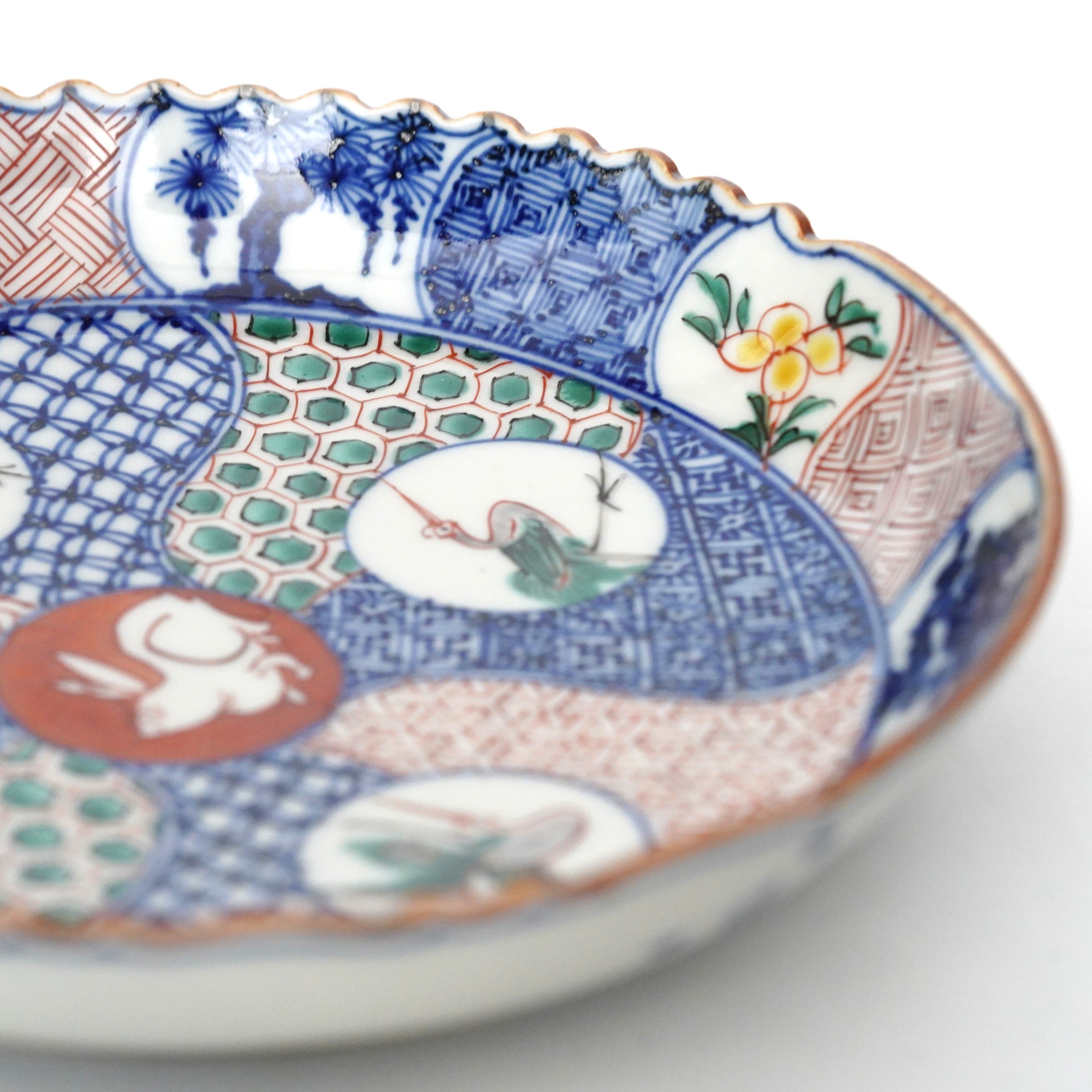 加藤幸治】五彩兎鶴文輪花6寸皿 – うつわ御結