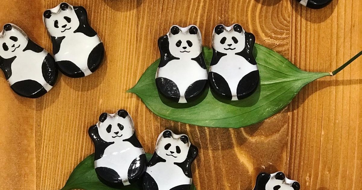 0115166 天然黒曜石パンダ置き物、23.1＊39.3ミリ 0115166 天然黒曜石