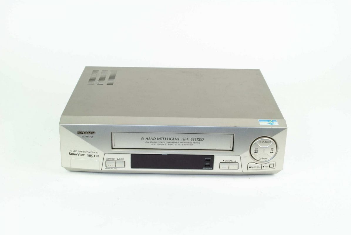 SHARP VC-BF40 ビデオ・フォーマット: VHS SHARP VC-BF40 ビデオ