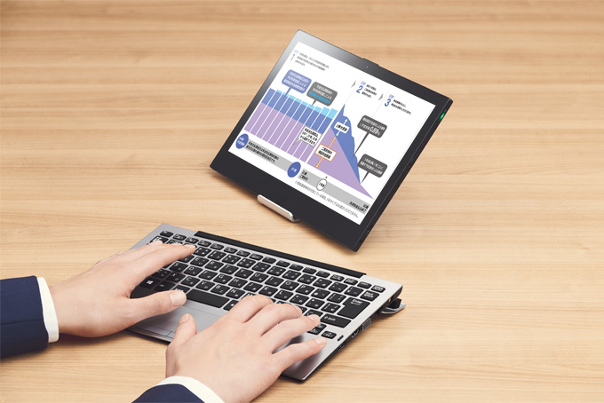 VAIO A12 ALL BLACK EDITION ー引き締まった『黒』が予感させる洗練