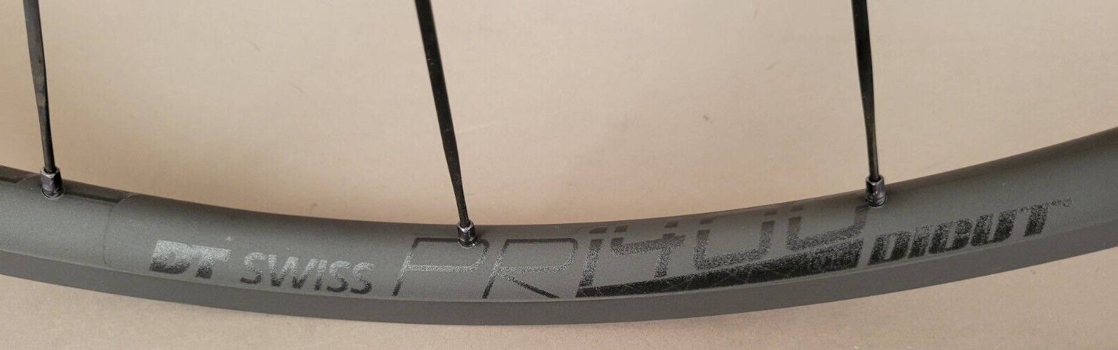 DT Swiss PR 1400 DICUT Oxic Rim Brake Road Bike Front Wheel 700c