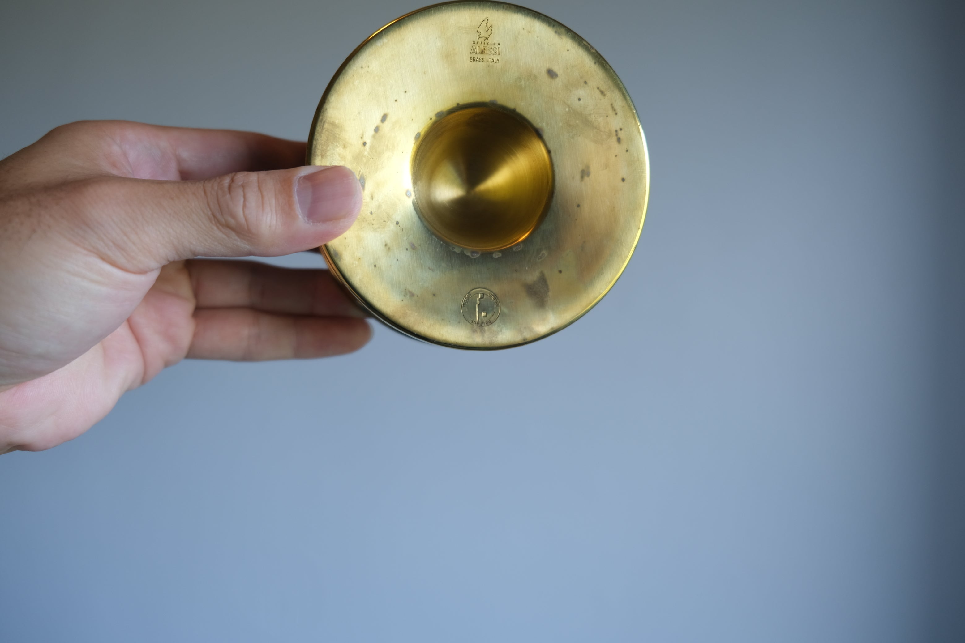 マリアンネ・ブラント｜真鍮製バウハウス灰皿 Alessi復刻【未使用