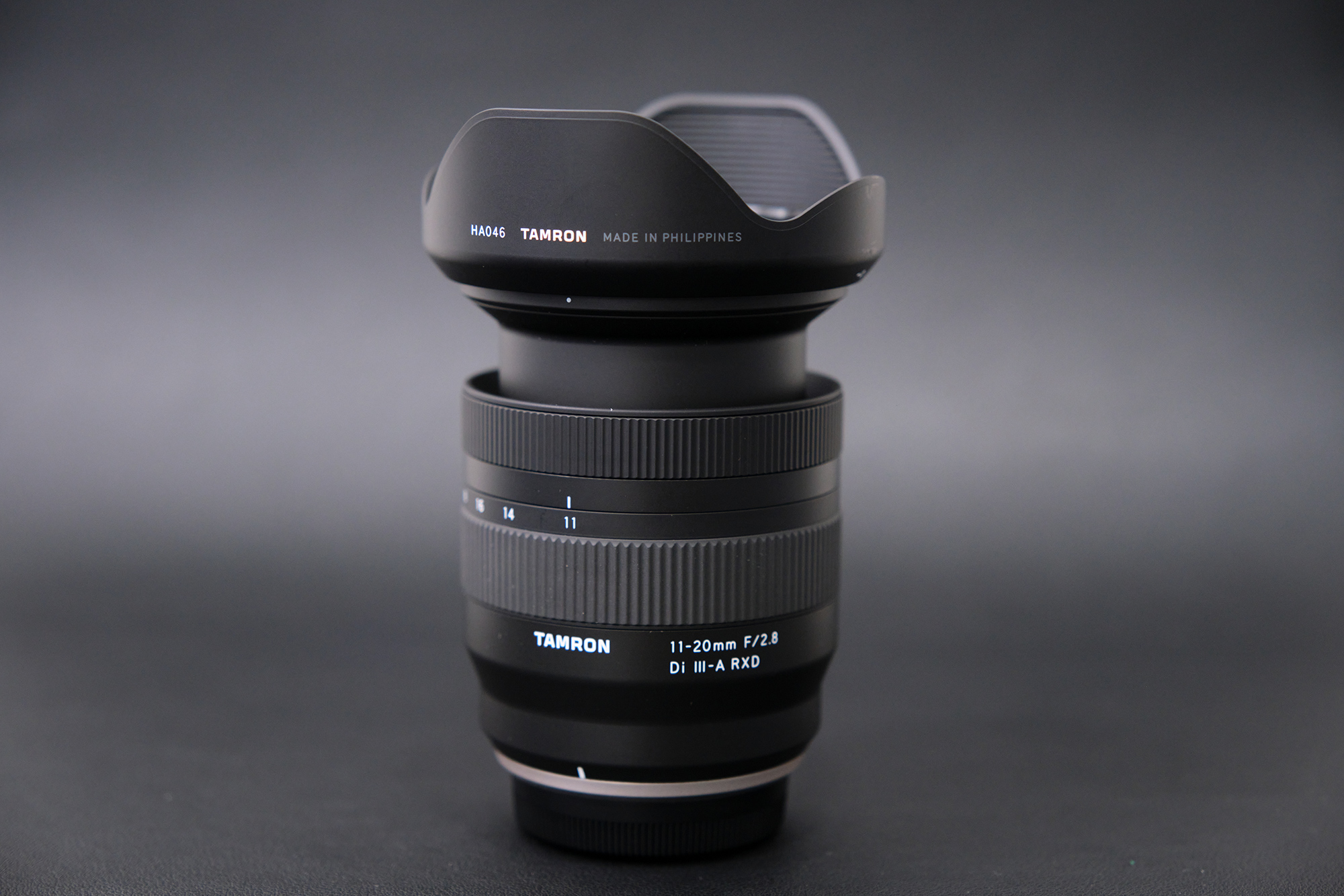 Xマウントユーザーが待ち望んだF2.8通しの小型軽量広角ズームレンズ