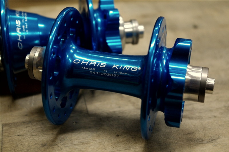 CHRIS KING / R45 Disc Hub Front/Rear Turquoise | VelostyleTICKET