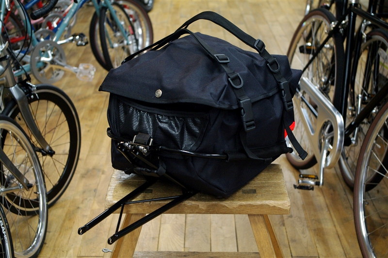 ALEXMOULTON TSR用 脱着式 Touring Large Rear Bag | VelostyleTICKET