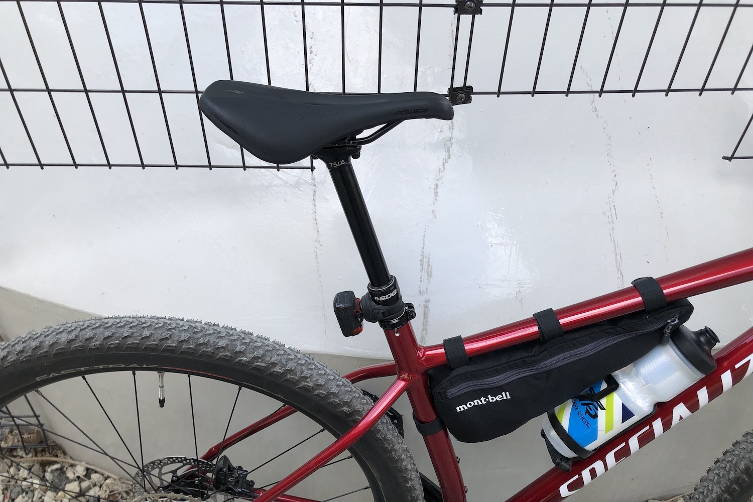 ドロッパーポストは街でも便利!?「SDG TELLIS DROPPER POST」 – Web