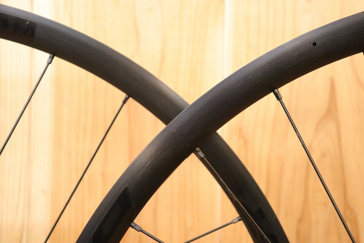 ボントレガー BONTRAGER LINE COMP 30 TLR アルミ チューブレスレディ