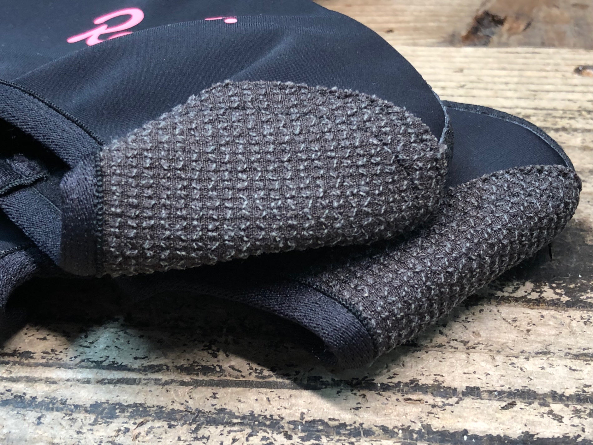 JN719 ラファ Rapha DEEP WINTER OVERSHOES シューズカバー 黒 M 裏