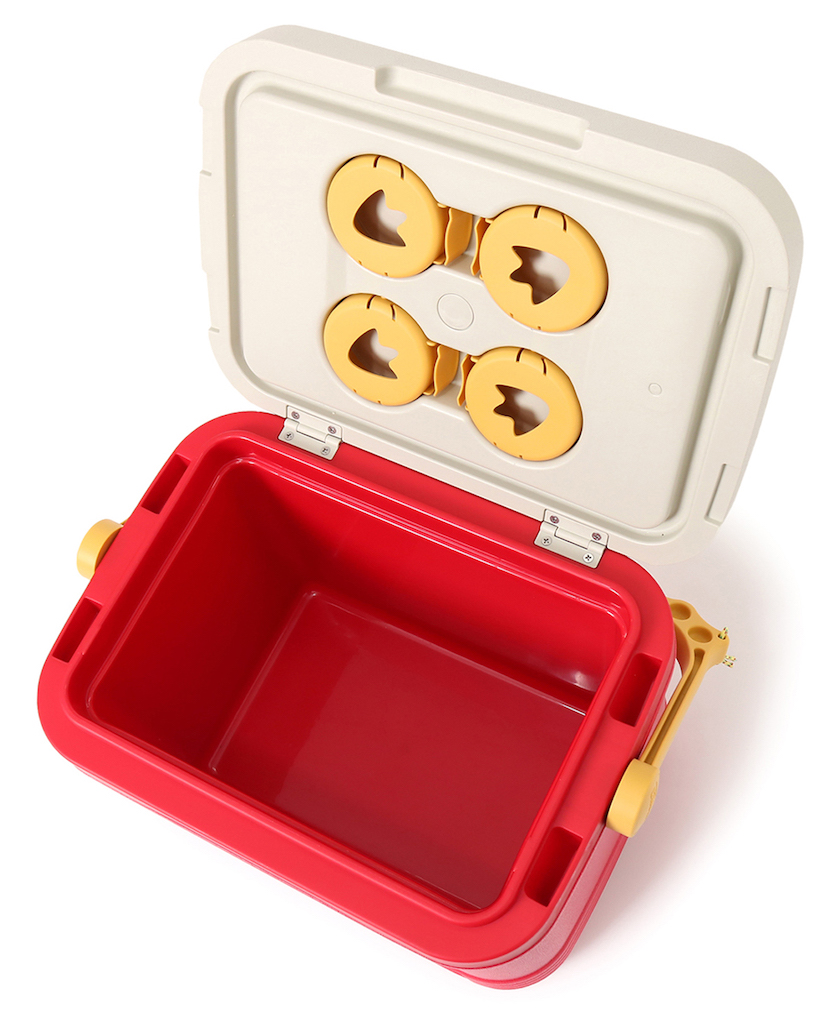 チャムスから、レトロポップな新作キャンプギアが続々。庭で使える