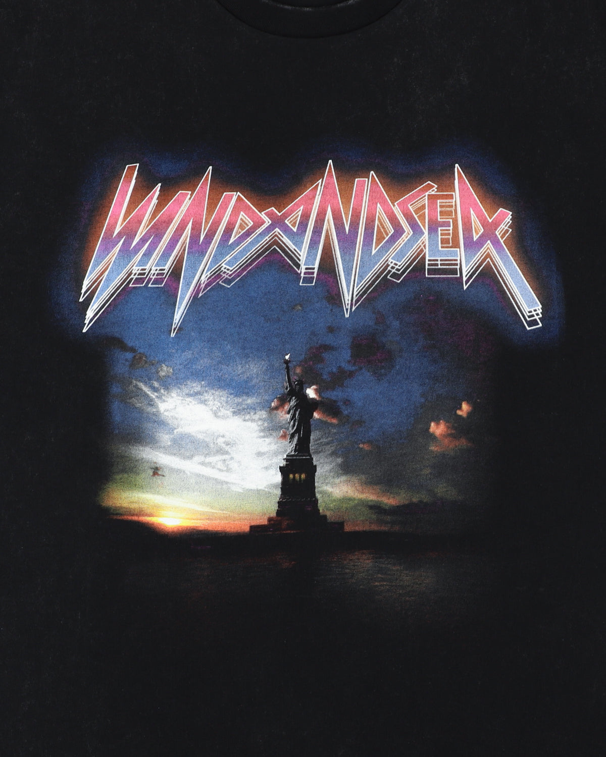 WORLD TOUR TEE (NEW YORK) – WIND AND SEA