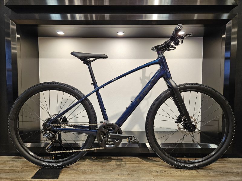 TREK クロスバイク『DUAL SPORT』『FX』比較