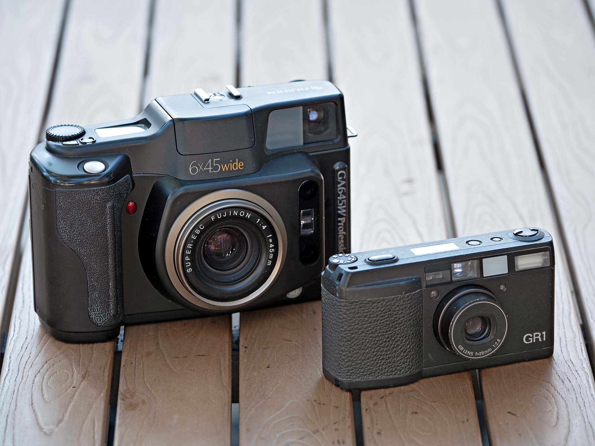 Fujifilm GA645W - medium format for mountaineering? - 35mmc