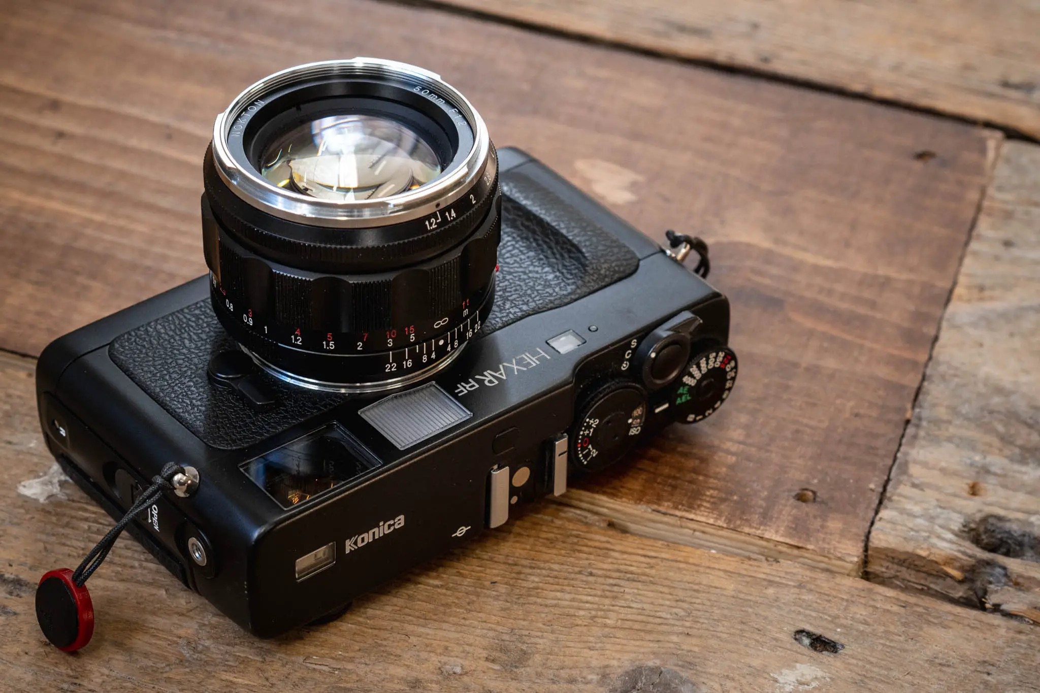 Voigtlander 50mm f/1.2 Nokton Aspherical Review - 35mmc