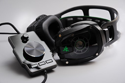 アナログ接続のリアル7.1chサラウンドヘッドセット「Razer Tiamat 7.1