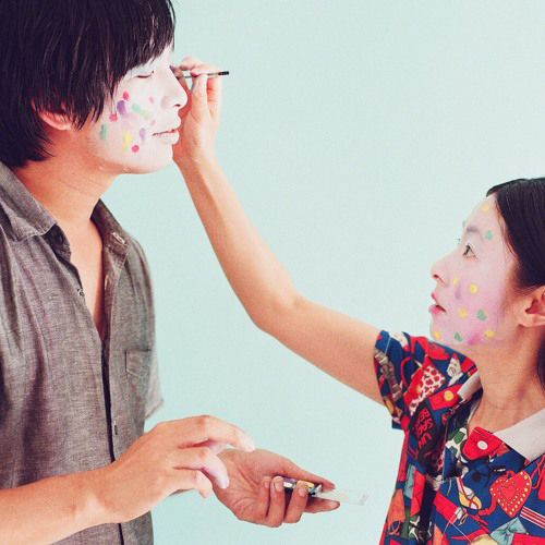 嶺川貴子とDustin Wong、未発表曲「Suisho No Iseki」を公開