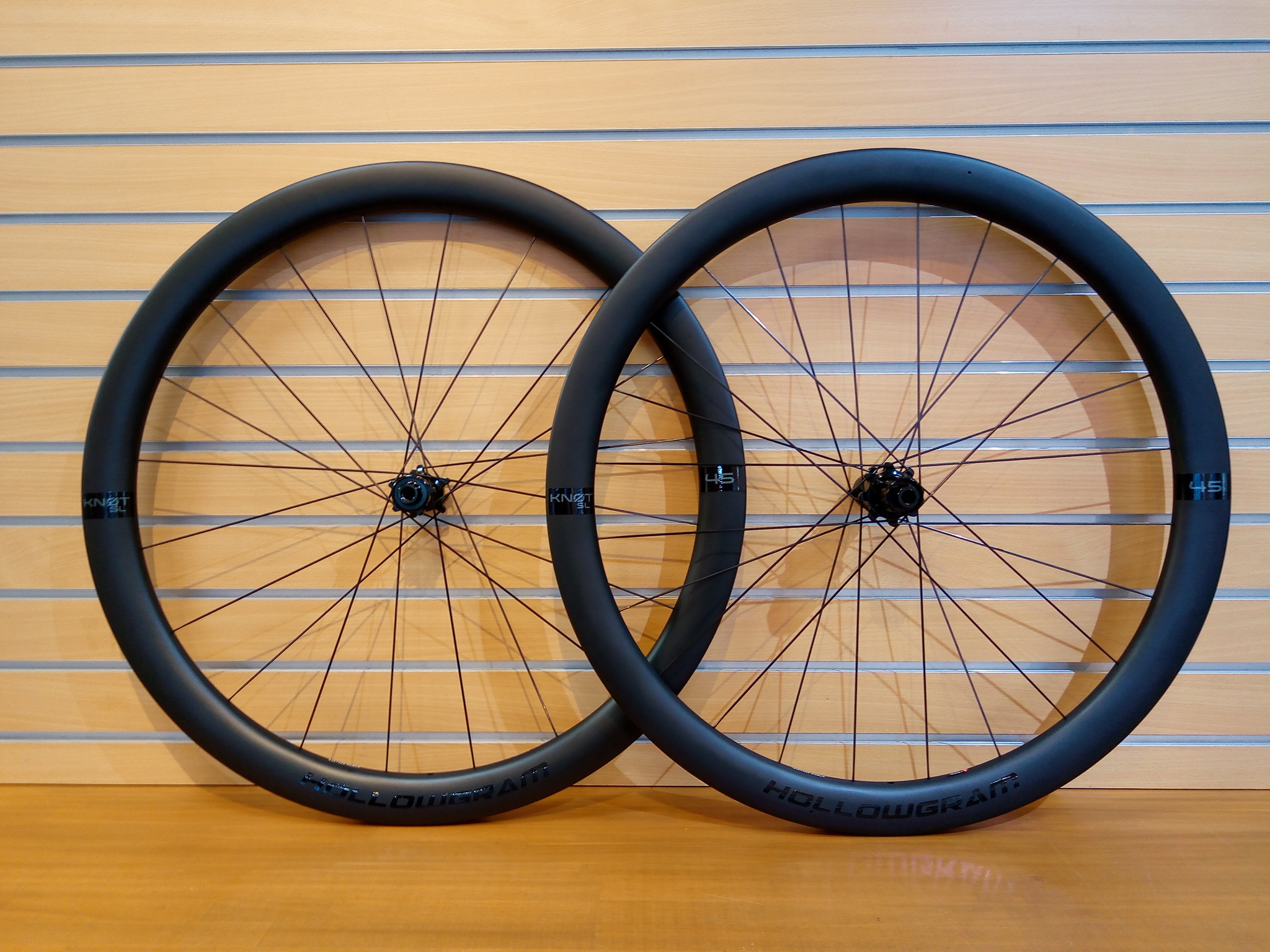 HOLLOWGRAM SL 45 KNOT CARBON WHEEL | キャノンデール横浜