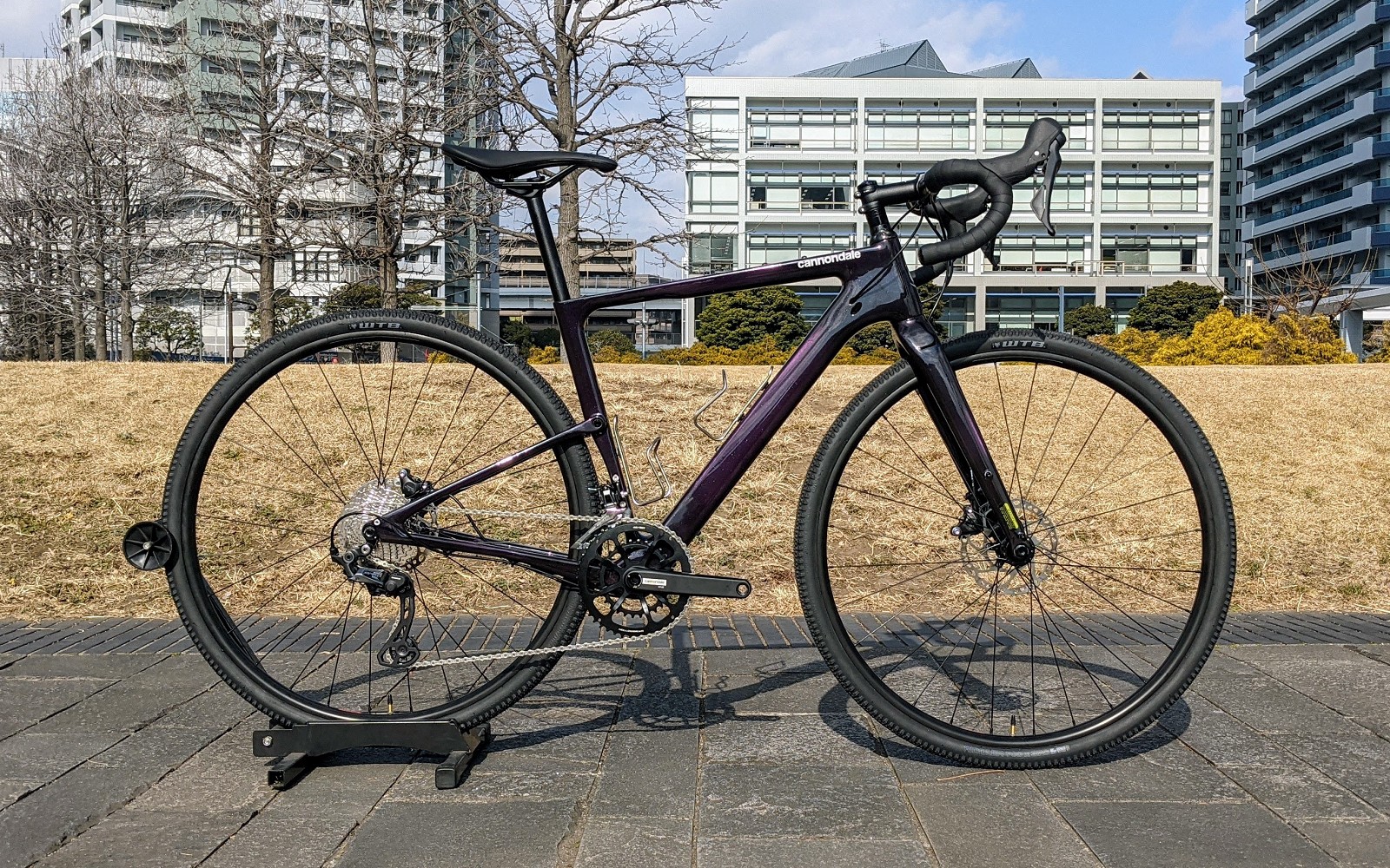 Topstone Carbon 5に新色が追加されました | キャノンデール横浜