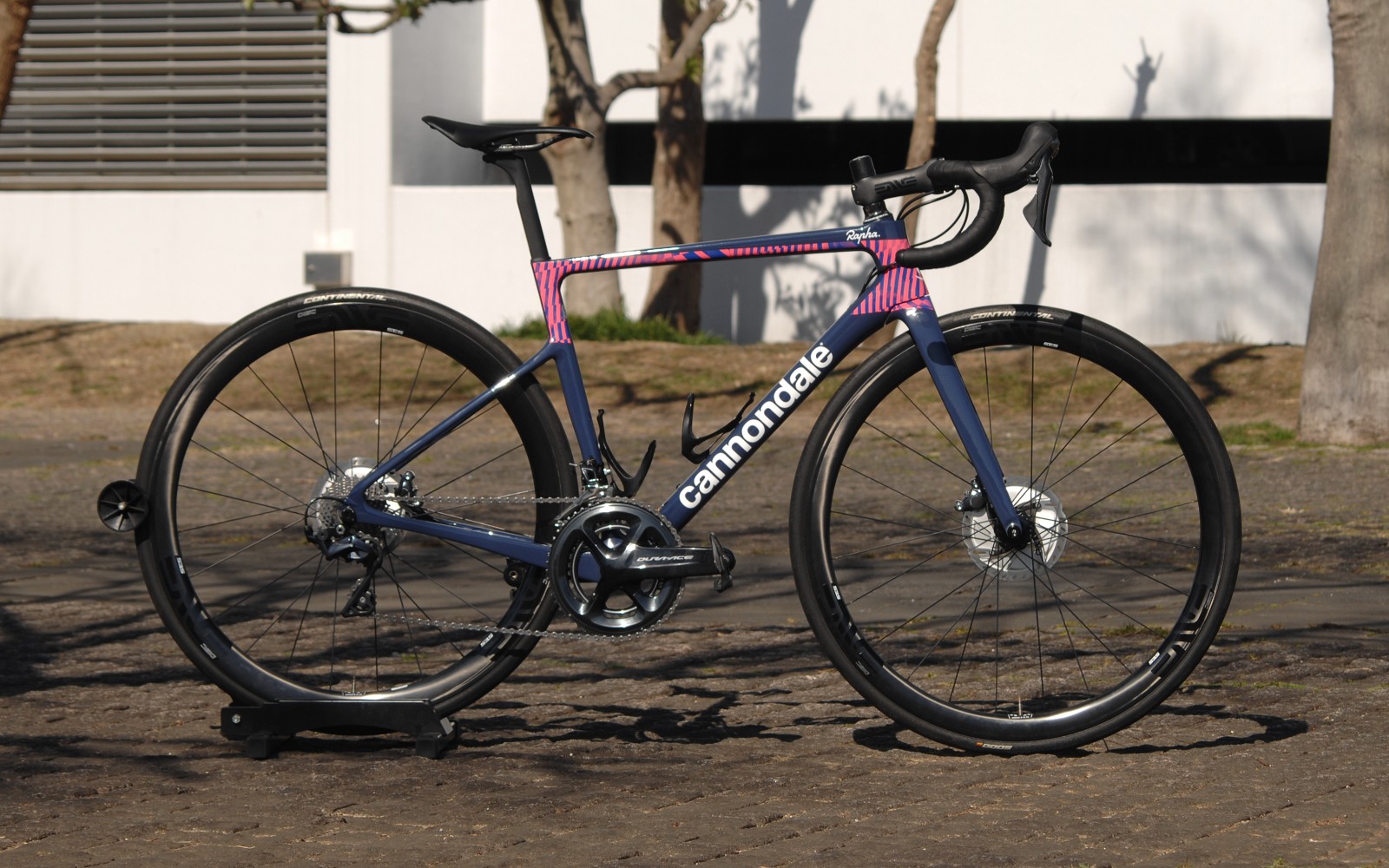 カスタムバイク！Supersix EVO Hi-Mod Disc チームレプリカ