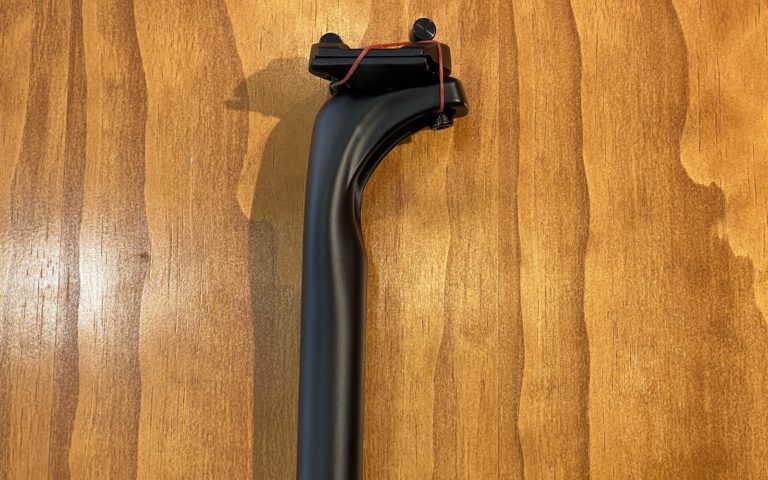 SAVEカーボンシートポストφ25.4が久しぶりにやってきました