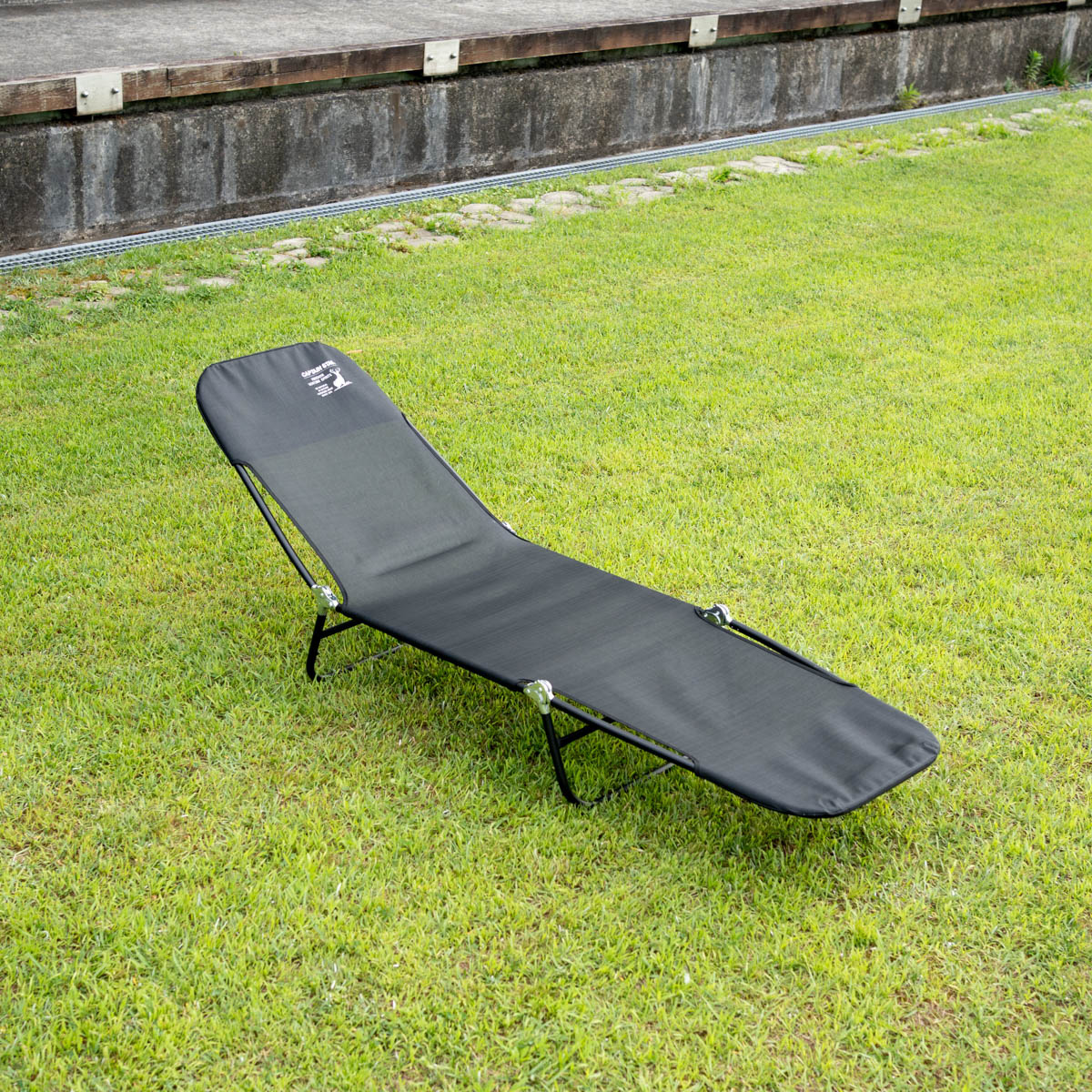 クールメッシュ リクライニングベッド （ブラック） - アウトドア