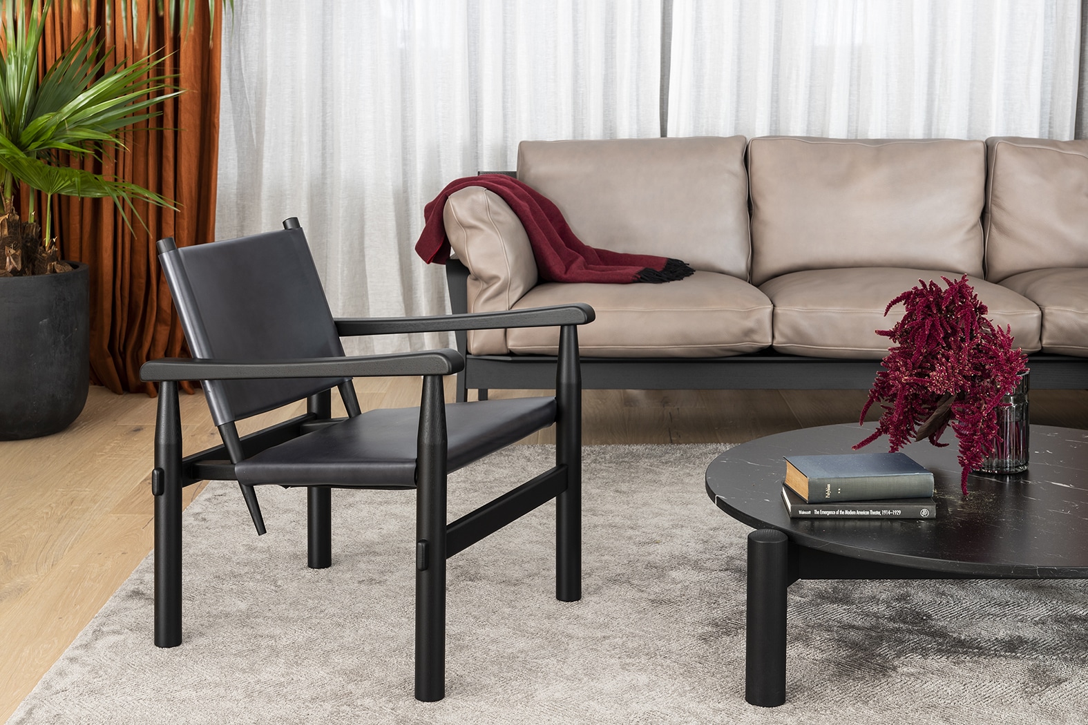 533 DORON HOTEL（ドロン ホテ ラウンジチェア） | カッシーナ・イクスシー