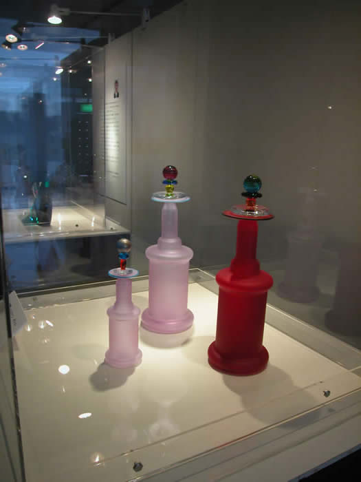 芸術的な曲線美』世界的ガラス工芸作家 竹内伝治 傳治 花瓶 フラワー