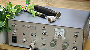 施術項目 – イオン導入 : 銀座CUVOクリニック