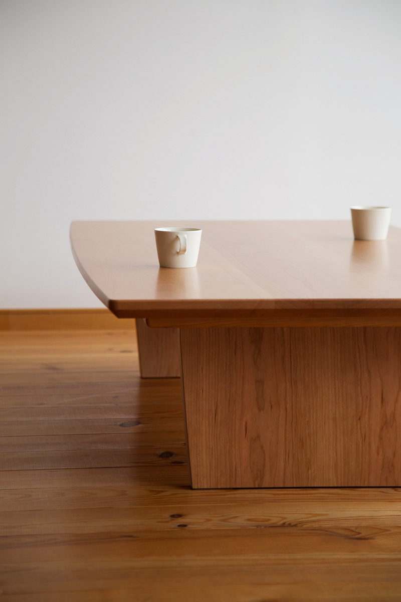 オーダー家具 チェリー無垢材のローテーブル(150×80cm）・T-178 長野県