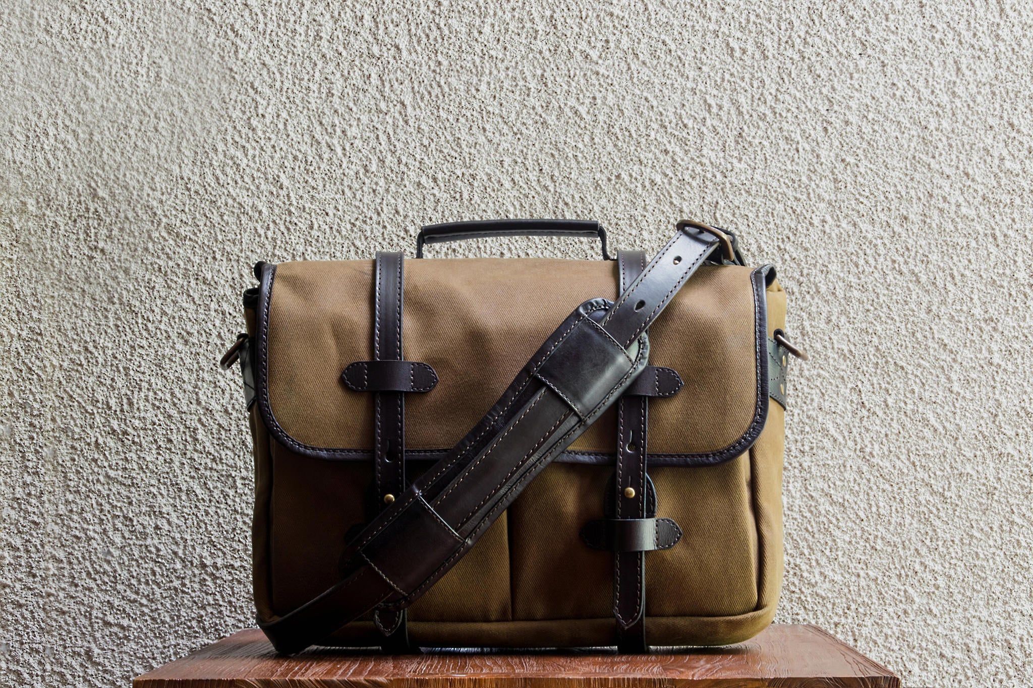 Rana 15 Waxed Twill Camera Bag | Mocca | Monogrammed | Cravar