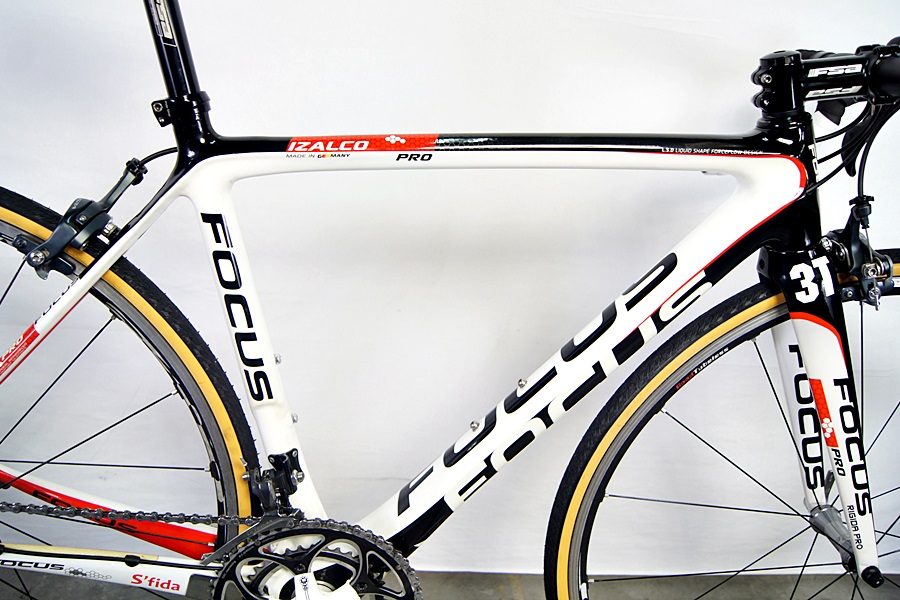 フォーカス FOCUS イザルコ プロ IZALCO PRO ULTEGRA 2012年モデルの