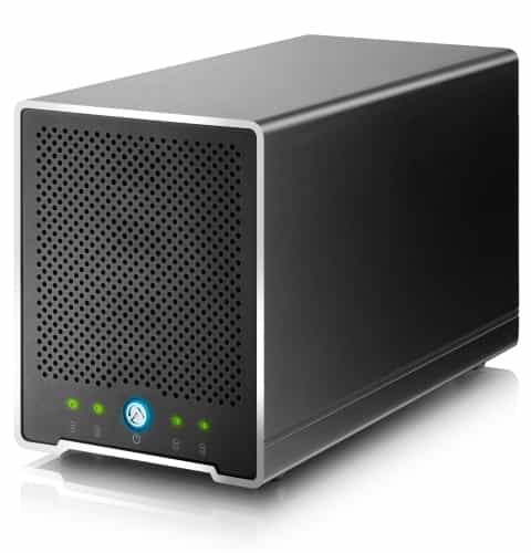 AKiTiO Thunder2 Quad Mini：Thunderbolt 2 対応 4ベイ外付け