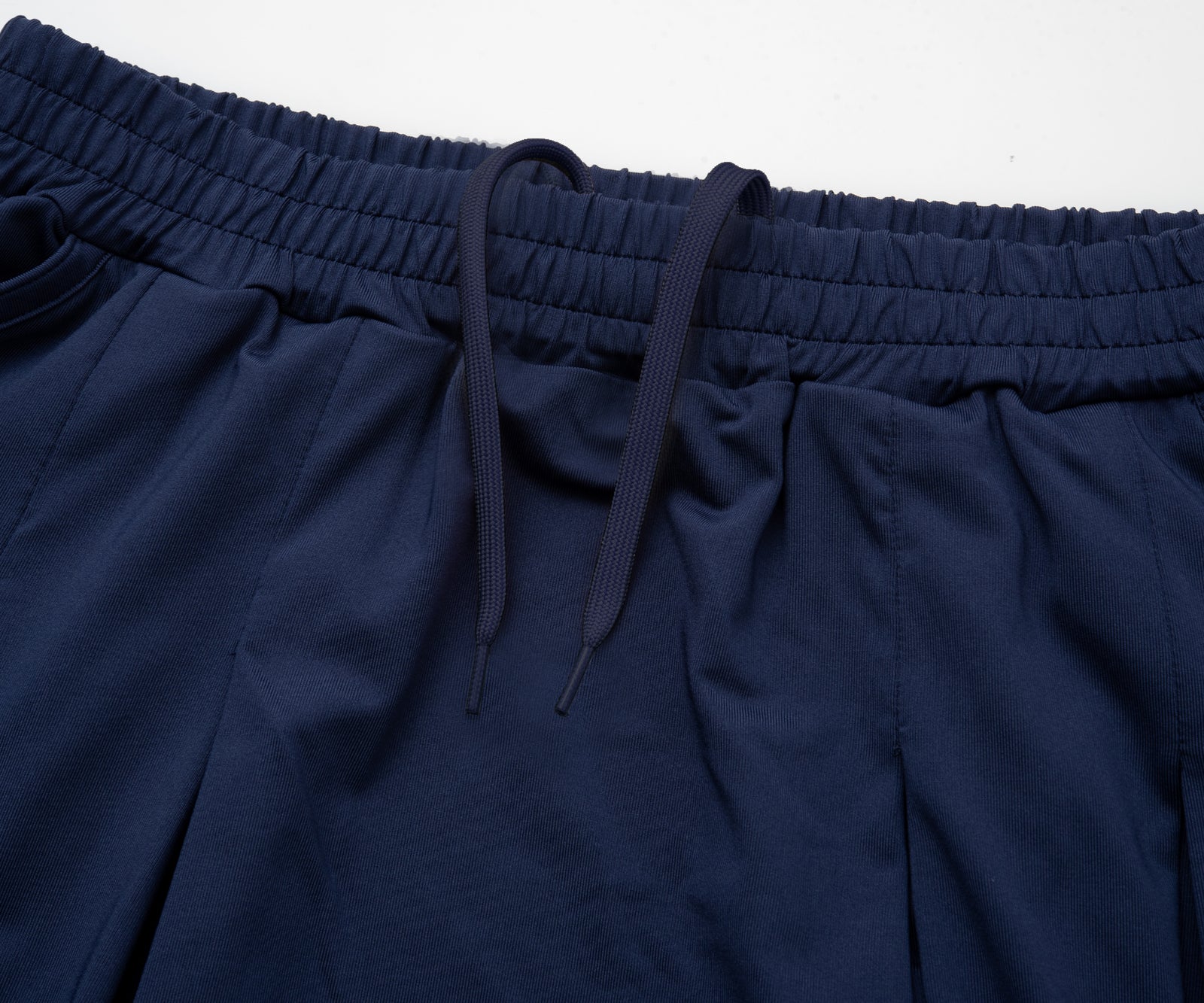 グラフィックヘムタックプリーツスコート ATLA605 – ADMIRAL