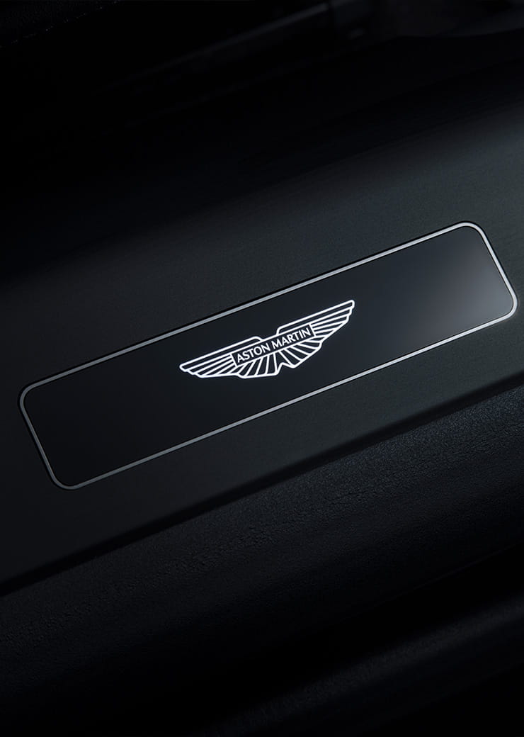 Accessories | Aston Martin JP