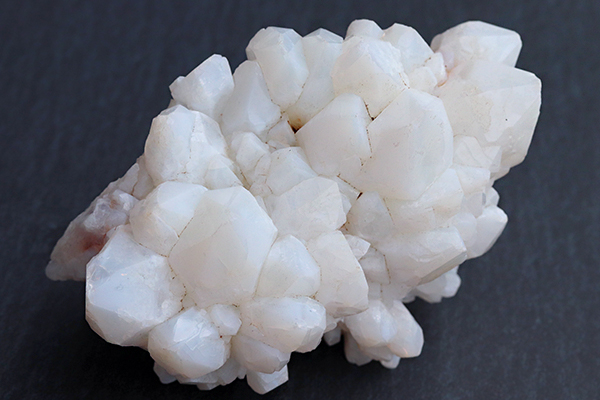 店長厳選】ブラジル・リオグランデ・ド・スル州産ホワイトアメジスト