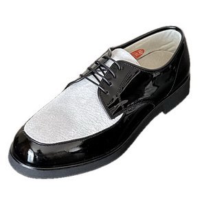 ポッパーやロッカー愛用の靴と衣装 [BALANCE] 本格ダンスシューズや