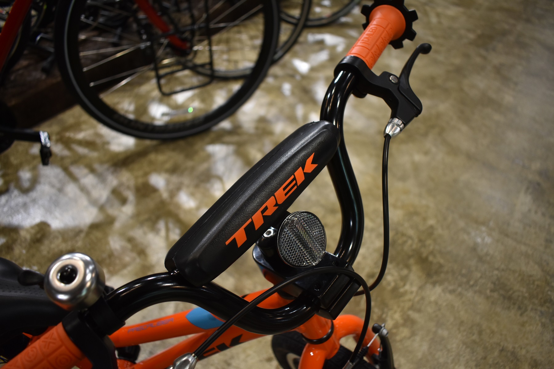 TREK（トレック）のキッズバイク Precaliber 16（プレカリバー 16 ）お