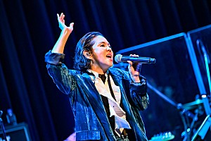 ライブレポート＞NOKKO、自身初の配信ライブをビルボードライブ東京で