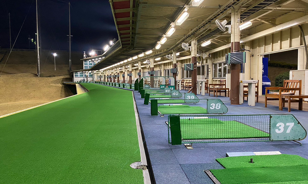 高塚ゴルフセンター | 練習場一覧 | 日本初上陸！Toptracer Rangeを