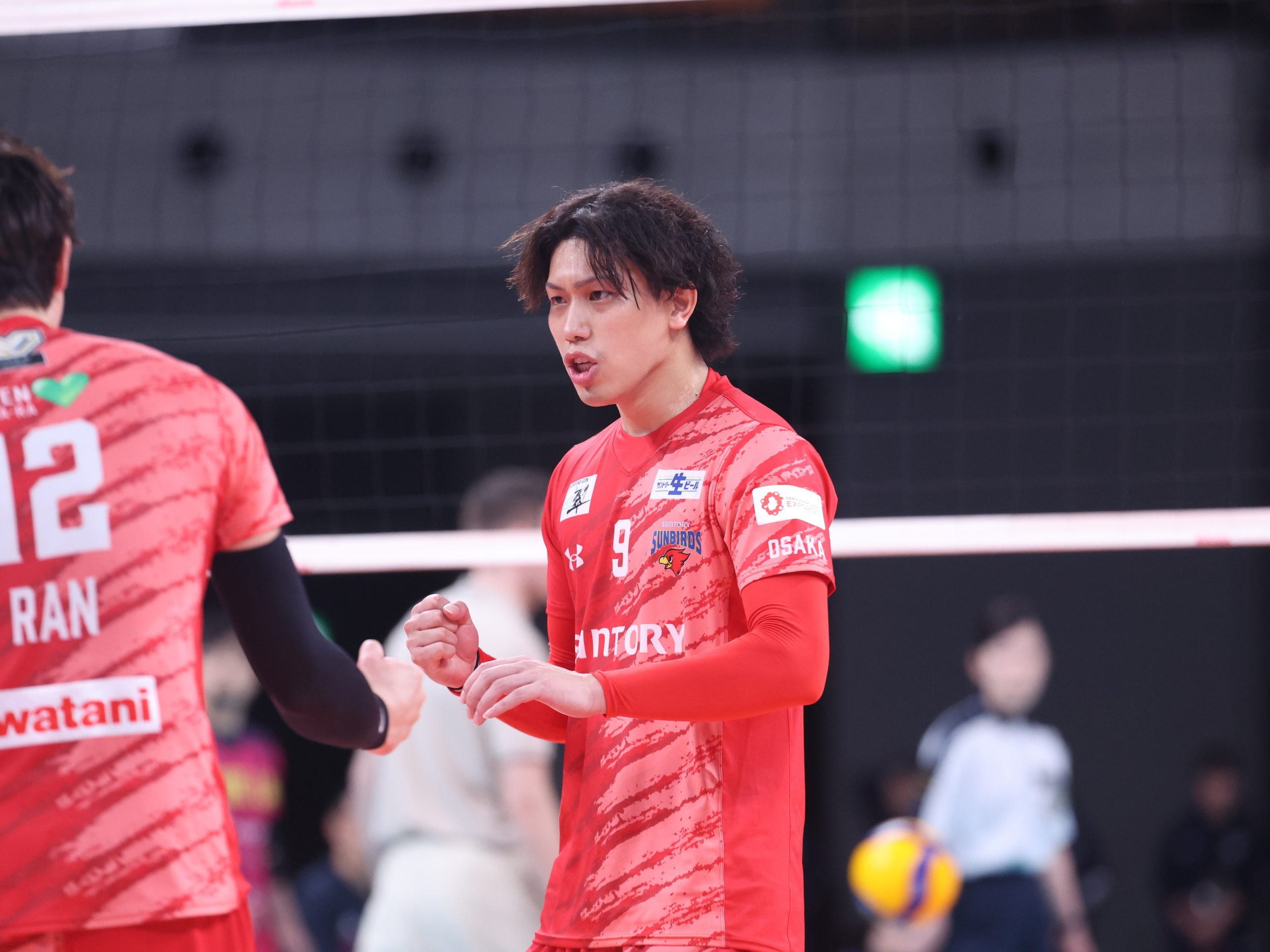 サントリー 大宅真樹、藤中謙也とアレクサンデル・シリフカの退団を