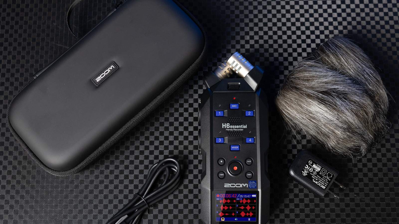 ZOOM】各モデルに最適な専用アクセサリパック『essential Accessory