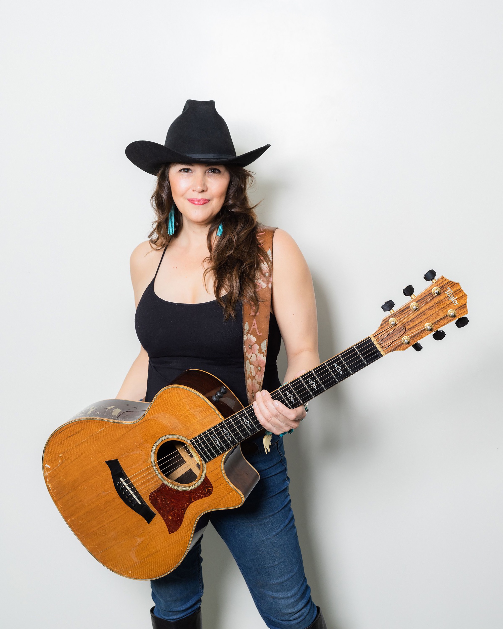 洋楽 ESE LIL ONE/CALIFORNIA RAISED/SARA S Amazon.co.jp: California