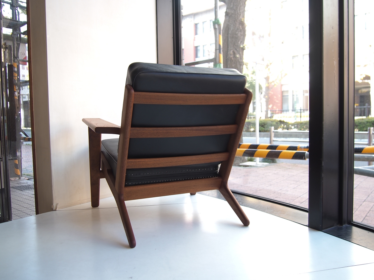 詳細1 ハンス・ウェグナー GE290 ソファ チーク(Teak) / GETAMA Hans J