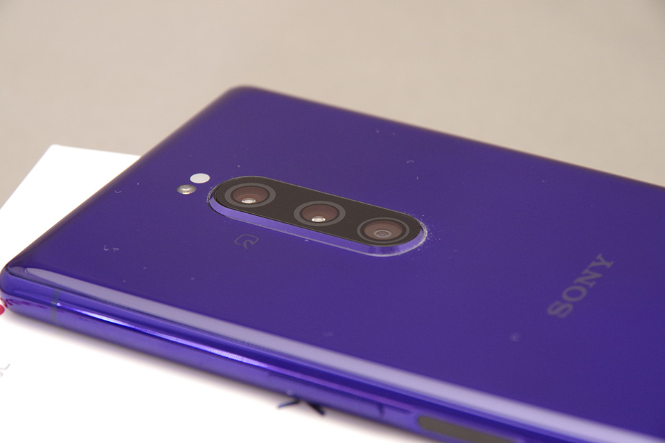 Xperia 1を入手！開封して本体外観や同梱物をチェックしてみました