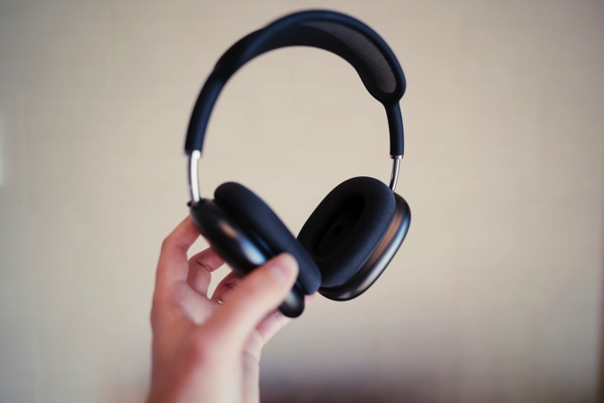 AirPods Max」ファーストインプレッション、ヘッドホンが欲しいだけ