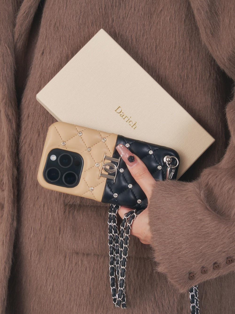 バイカラーロゴパーツiPhoneケース – Darich (ダーリッチ)