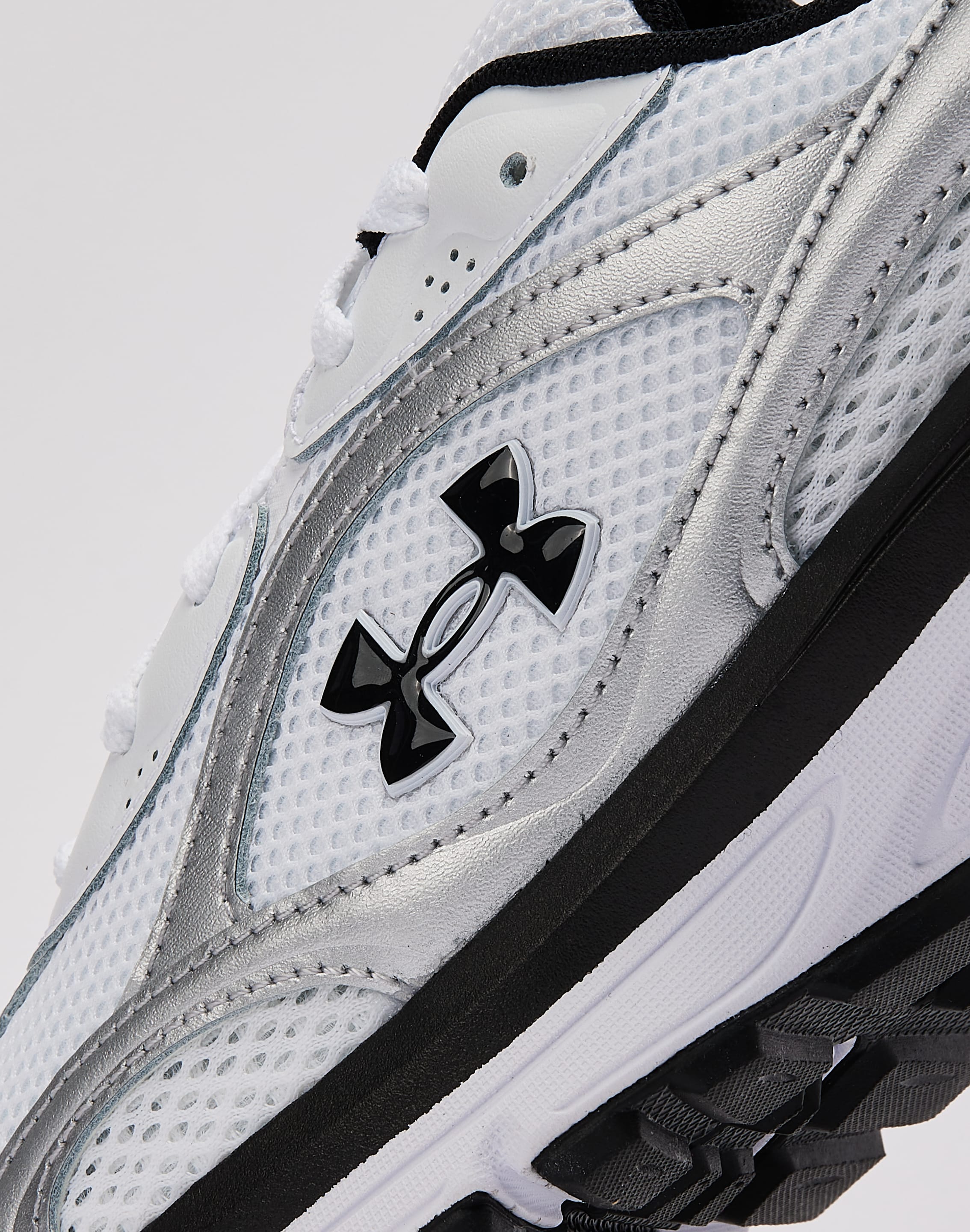 Under Armour Tech Runner – DTLR